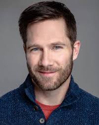 Luke Macfarlane, Age, Height, Weight, Girlfriend