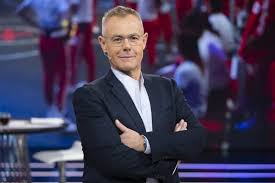 Jordi gónzalez, que dirige los debates de gran hermano vip en telecinco, ha sido relacionado jordi gonzález es un periodista y presentador español. Los 10 Presentadores De Television Que Mas Dinero Ganan