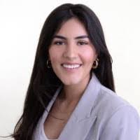 Daisy Belen's Instagram, Twitter & Facebook