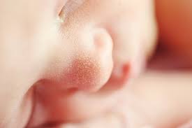 J'ai essayé à plusieurs reprises avec adultes et enfants, sur moi, et ça a marché à tous les coups. Hoquet Du Bebe Techniques Pour Faire Passer Le Hoquet De L Enfant