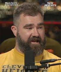 Jason Kelce: Super Bowl suite 'overwhelming' with Taylor Swift, Travis says  pop star 'thrives in those situations'