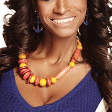 Collier en palissandre naturel fabriqué à la main par Margo