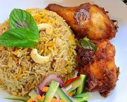 Nasi tomato, ayam masak merah dan acar via syapex.blogspot.com. Resepi Nasi Beriyani Full Set Dengan Beriyani Daging Ayam Goreng Berempah Dan Acar Timun Resepi Bonda