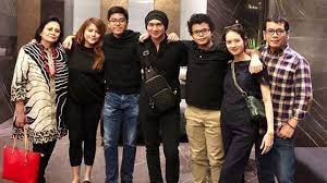 Ia pernah menikah dengan wishnutama. Kedekatan Anji Dan Wishnutama Bikin Netizen Salut Seleb Tempo Co