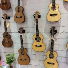 It requires a lot of skill, time and care, but we feel it's worth it because we can hear the difference between a handmade string and a machine made string. Guitar Display Bracket Wall Mounted Mandolin Violin Ukulele Guitar Hanger Hook Stand Rack 2 Pcs Blcck Square Base Merryshop Storage Organization Home Kitchen Kalingauniversity Ac In