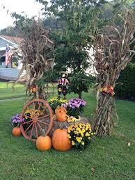 Outside Fall Decoration Fall Yard Decor Outside Fall Decorations Pinterest Fall Decor