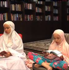 Explore tweets of dr asyraf wajdi @drasyrafwajdi on twitter. Anak Berjaya Hafaz Al Quran Umur 9 Tahun Didikan Agama Dr Asyraf Wajdi Patut Jadi Ikutan Nona