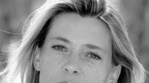 „götz george hat sich eine verabschiedung im engsten kreis gewünscht, heißt es in der mitteilung. Trauer Um Schauspielerin Barbara Rudnik Ist Tot Kultur Sz De