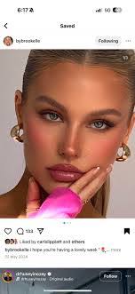 Natalia Crowley's Instagram, Twitter & Facebook