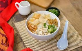 Yuk, kita simak resep ikan bandeng goreng bumbu kuning berikut ini agar anda bisa menyajikan hidangan ini dirumah dengan mudah dan sederhana. 5 Resep Bubur Ayam Gurih Lezat Dimasak Khas Hainan Dan Kuah Kuning