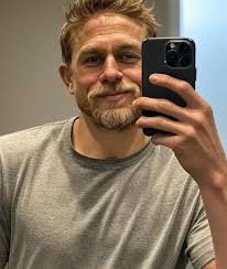 i love you my hun bun 🩵🖤🩵🖤