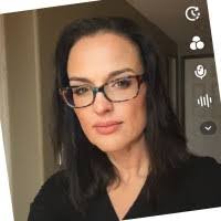 Keely Warren's Instagram, Twitter & Facebook