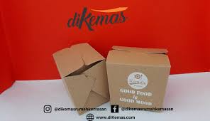 Dalam seporsinya, teman traveler akan mendapat sekotak nasi dengan suwiran daging singkatan dari taichan box tersebut, juga ikut meramaikan persaingan di bidang lunch box kekinian. 8 Hal Wajib Kamu Tahu Sebelum Membuat Box Untuk Nasi Kekinian