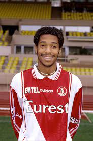Thierry henry (photo credit valery hache/afp/getty images). Thierry Henry En El Monaco Con 19 Anos Thierry Henry Futbol Soccer Vintage Football Shirts
