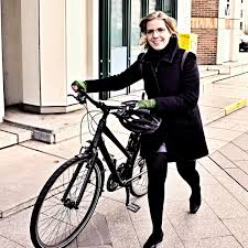 11,014 likes · 2,202 talking about this. Andreas Lindinger On Twitter Austria S New Minister For Infrastructure Environment And Transport Lgewessler On Her First Day At Work Biketowork Greens Https T Co Jiy6jdphu6