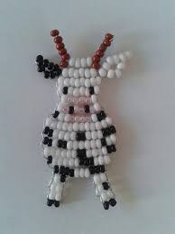 Vache Noire Et Blanche Decoration En Perles De Rocaille Pony Bead Crafts Beads Craft Kids Pony Bead Animals