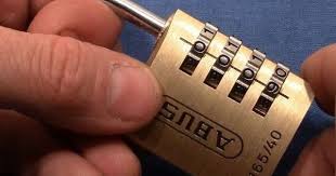 How To Pick A Master Lock With A Bobby Pin 849 How To Pick 5 Digit Combo Locks Youtube Combination Locks Locks Lock Picking Tools
