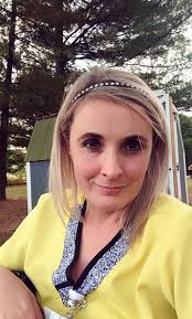 Twins using slapbands for holidays