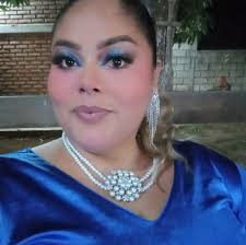 Busco vestido talla S o M no pegado