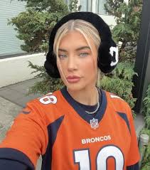 We should have this game secured and in hand ✋ 🤞💯