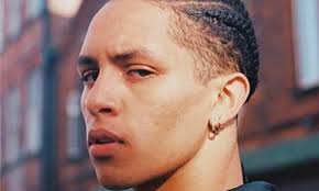 MAC Cosmetics reveals first recipient of MAC Cosmetics Equal Futures  Scholarship