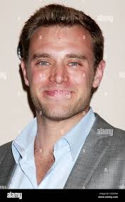 Zane Beckett's Instagram, Twitter & Facebook