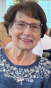 Sharon Schultz's Instagram, Twitter & Facebook