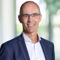 Steve Bircher's Instagram, Twitter & Facebook