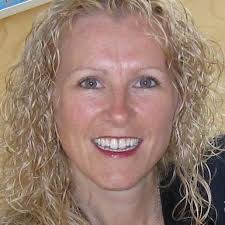 Nicole Brass's Instagram, Twitter & Facebook