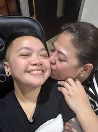 Kinikilig Pa Rin by Liza Diño-Seguerra Sampun taon na ba? Parang hindi pa  Di ko napansin kasi kinikilig pa rin Ang tagal na ba? Bakit sawa ka na? Di  ko napansin puso'y