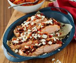 Feta Oliven Lachs Mit Tomatenreis Rezept Cookidoo Tomaten Reis Lebensmittel Essen