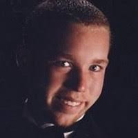 Andrew Ogle's Instagram, Twitter & Facebook