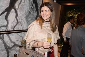 Join to listen to great radio shows, dj mix sets and podcasts. Maria Clara Moraes Circolare