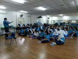 Mitags offers complete maritime training classes and maritime simulation facilities on the east and west coast. Ubk Smk Seafield Sekolah Kluster Kecemerlangan Minggu Pendidikan Kerjaya