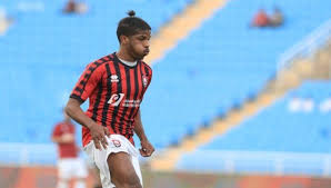 رد فعل قاسي من الرائد بعد ظهور الغامدي بقميص النصر سعودي 360 كشفت تقارير صحفية اليوم الاربعاء رد فعل إدارة نادي الرائد بعد Sports Jersey Jersey Running
