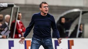 Der Handy Skandal Bei Rb Leipzig Hat Nun Offenbar Auch Personelle Konsequenzen Fur Das Bundesliga Spiel Gegen Eintracht Frankf Rb Leipzig Leipzig Ralf Rangnick