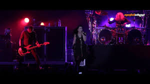 Three schoolgirls and their governesses mysteriously disappear on valentines day in 1900. Evanescence What You Want Live Rock For People 2017 Youtube