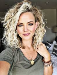 However, properly taking care of your locks is the inevitable solution to this challenge. Shoulder Length Curly Hair Styles