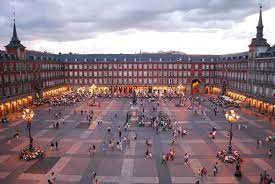 Nearly all of the most famous tourist areas are in the centre of the city including puerta del sol, plaza mayor, palacio real, and plaza de colón. Plaza Mayor Madrid Wikipedia