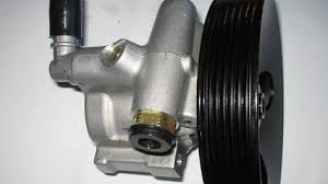 Sebenarnya perbaikan power steering memang sering gampang2 susah, dengan kelalaian sedikit aja memang sering fatal and sering mengakibatkan kebocoran dan otomatis dua kali kerja alias bongkar pasang lagi he he. Mengenal Power Steering Pump Masalah Dan Penyelesaiannya