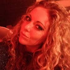 Harriet Bowden (@Redtop_Redtop)