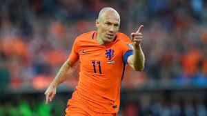 Arjen robben is a dutch professional footballer who plays as a winger and captains eredivisie club groningen. Dikatv4zpldvcm