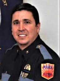 Internal texts, email show city response to El Paso police gun video