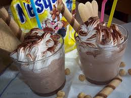 Potete scegliere il gusto di gelato che preferite! Frappe Al Gelato Di Nesquik In Cucina Con Il Blog