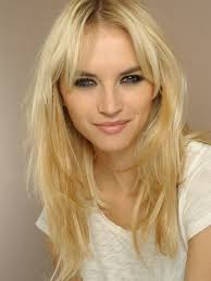 Feines Haar 30 Gute Frisuren Fur Mehr Volumen Frisuren Dunnes Haar Lange Dunne Haare Frisuren Feines Haar