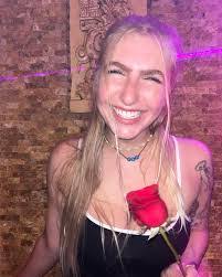 Abby Merz's Instagram, Twitter & Facebook