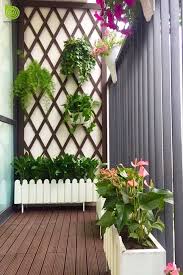 Kendin Yap Saksi Modelleri Diy Fikirleri Neseli Sus Evim Daire Balkon Bahcesi Bahce Tasarim Fikirleri Walled Garden