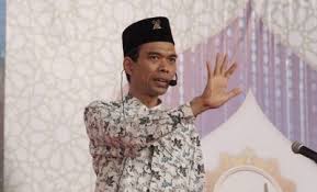 Ia merupakan ulama yang sering membicarakan ilmu agama terutama ilmu hadis dan fiqih. Kabar Terbaru Ustadz Abdul Somad Yang Gak Boleh Terlewatkan Dailysia