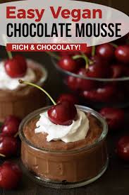 Rich And Creamy Vegan Chocolate Mousse Made With A Secret Ingredient Aquafaba There S No Coconut No In 2020 Vegan Chocolate Mousse Chocolate Mousse Vegan Desserts