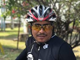 Anyone know who's these are? At San salvador? No googling